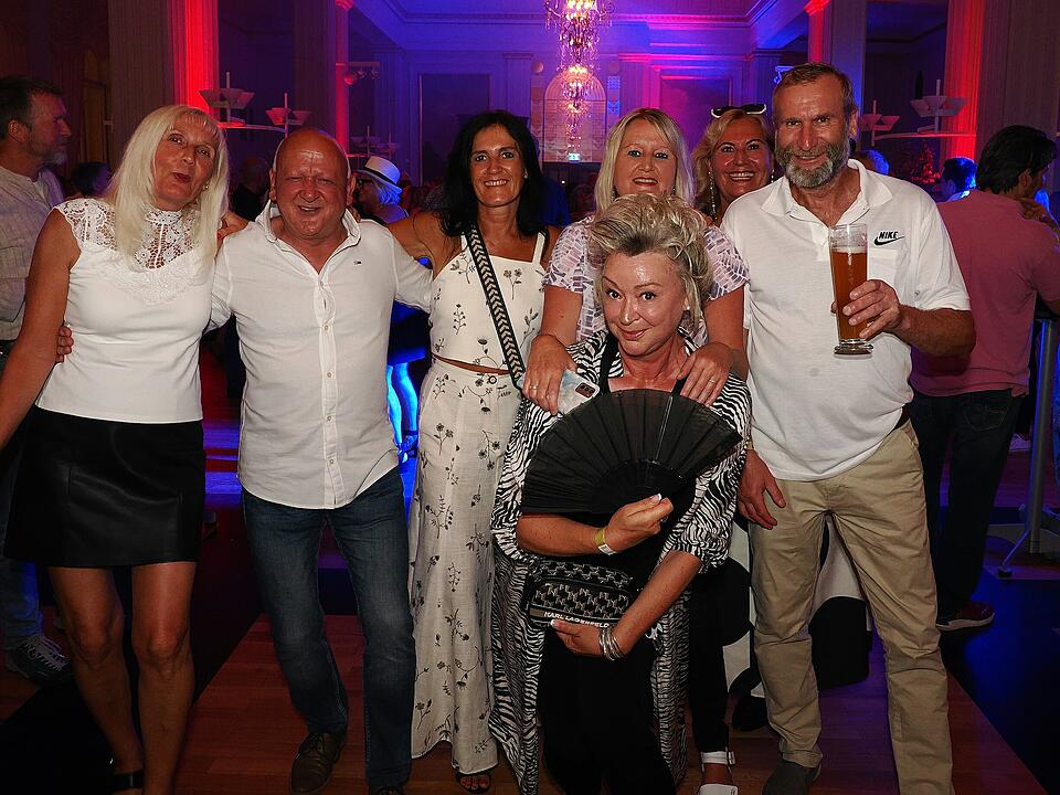 Im Kurgarten-Café fand dieses einzigartige Event statt.