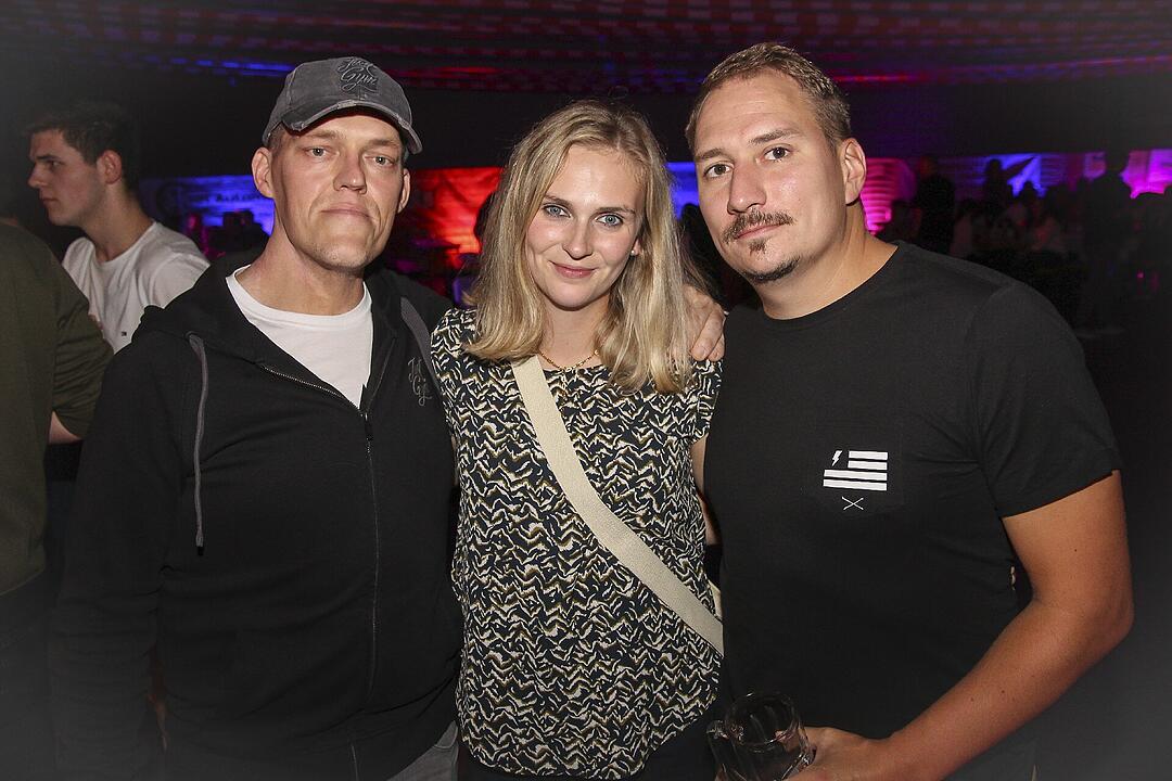 Party und Tanz in der Dreifachhalle