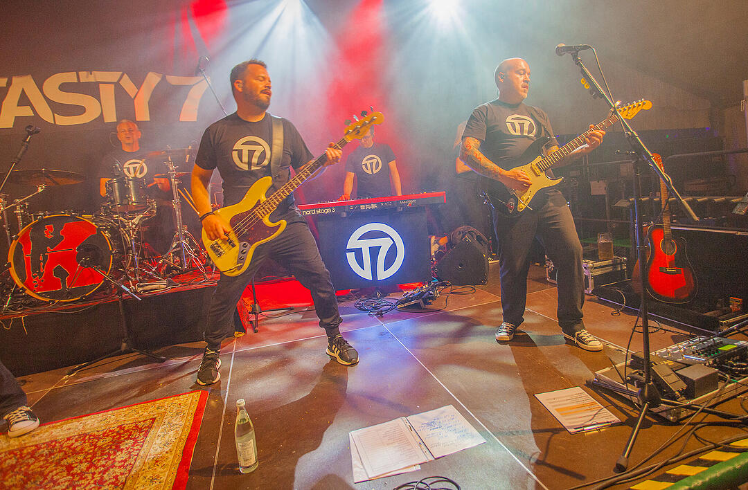 Ausgelassene Stimmung mit rocKing und Tasty 7.