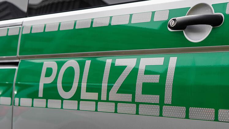 Auffahrunfall auf der A73 in Thüringen. Dabei beteiligt: Eine 24-Jährige aus Coburg. Foto: Symbolbild /Christopher Schulz