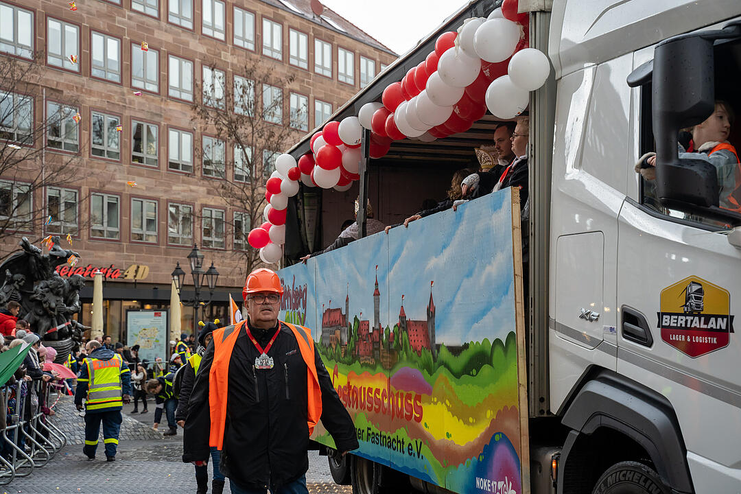 Der traditionelle Umzug zog ca. 70.000 Faschingsfreunde an.