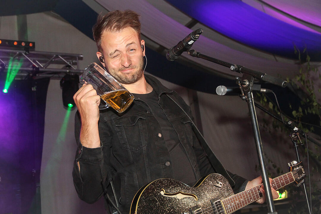 THIERSEER LIVE ON ROUTE 65