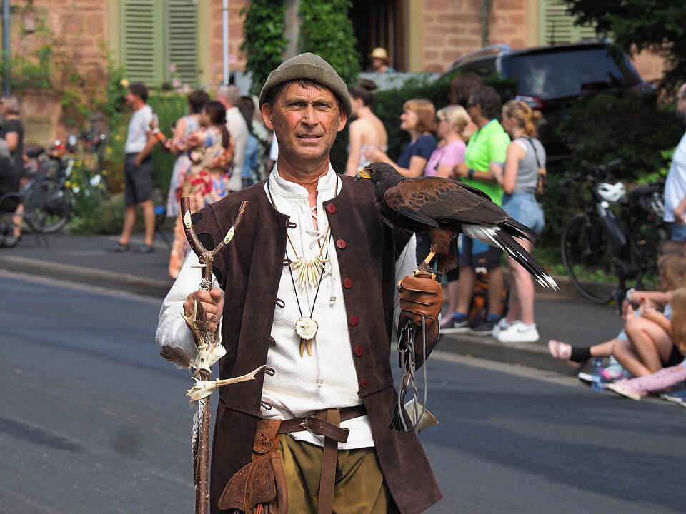 Großer historischer Festzug durch Bad Kissingen!
