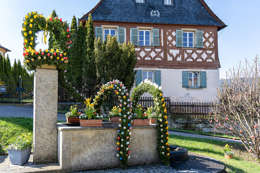 Osterbrunnen Mistendorf