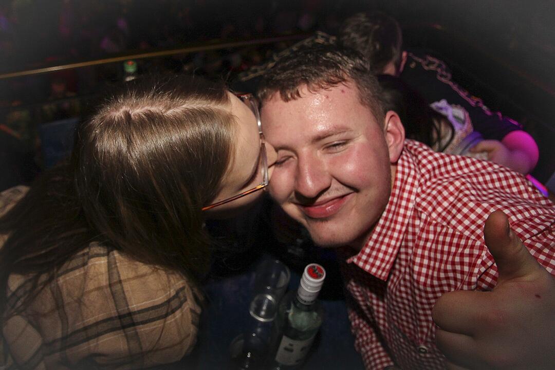 Klasse Party-Stimmung  am ersten Weihnachtsfeiertag