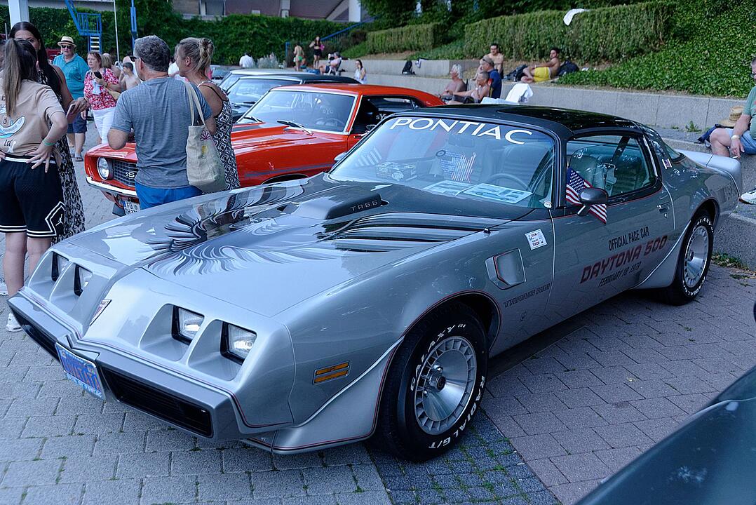 Oldtimerfans kamen voll auf ihre Kosten!