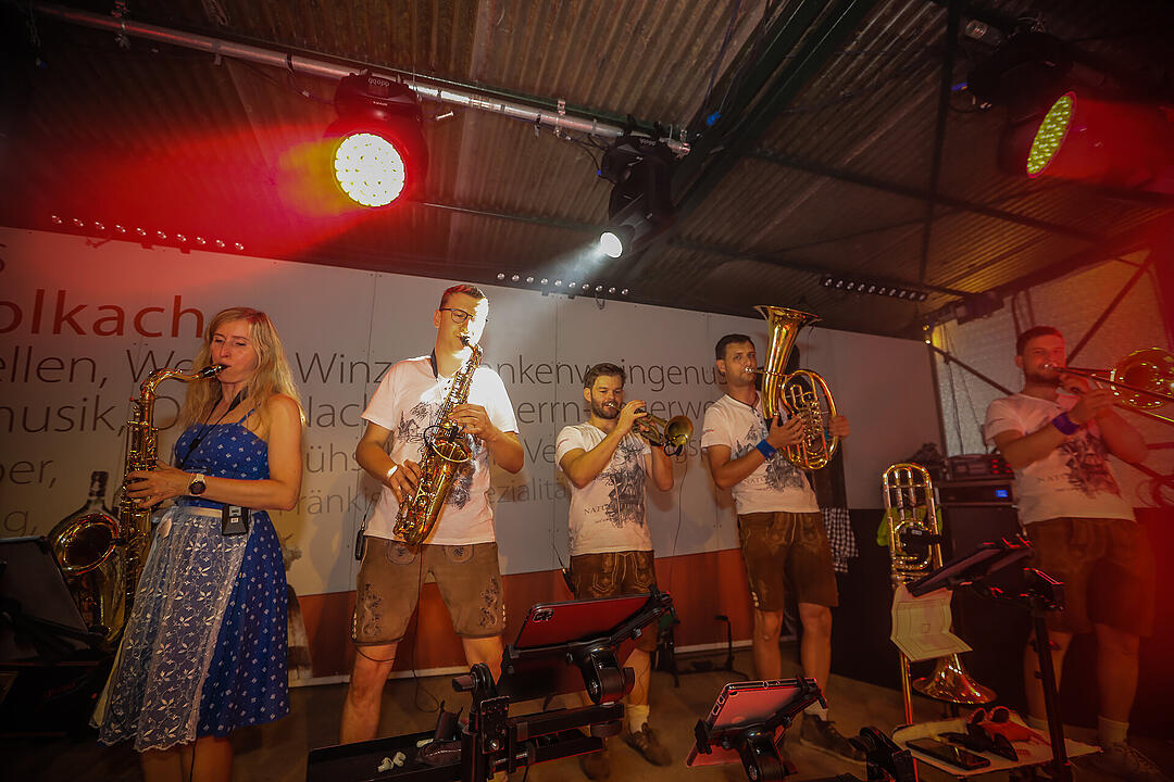 Impressionen vom größten Weinfest in Franken!