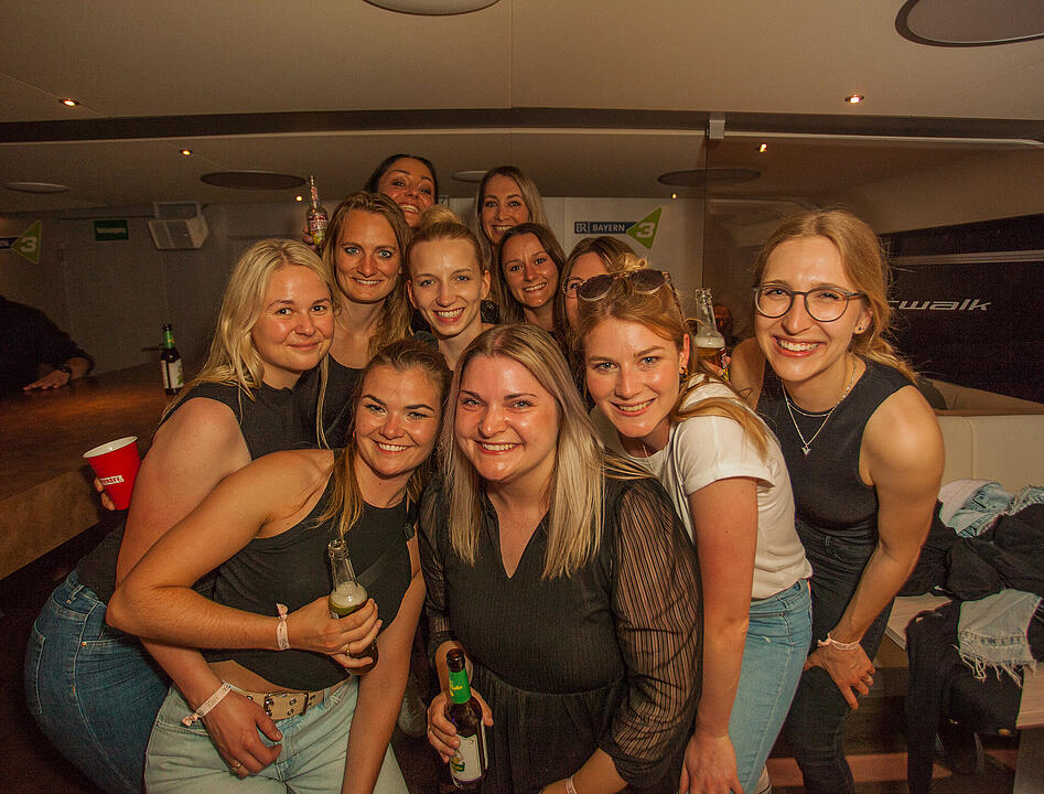 Bayern 3 Partyschiff in Fürth