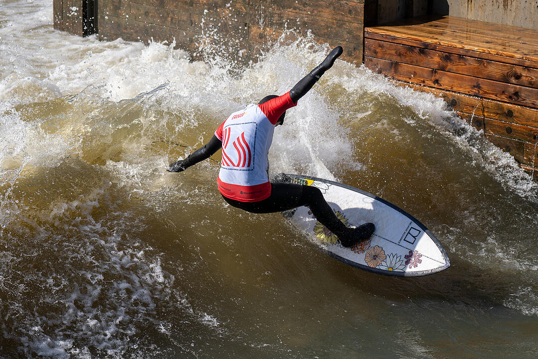 Die Surferwelle mitten in Nürnberg