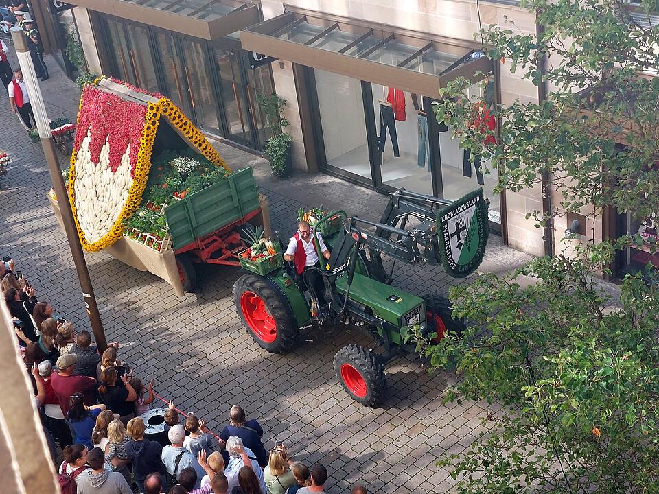 Michaelis-Kirchweih in Fürth 2023 - Bilder vom Fränkischen Erntedankfestzug