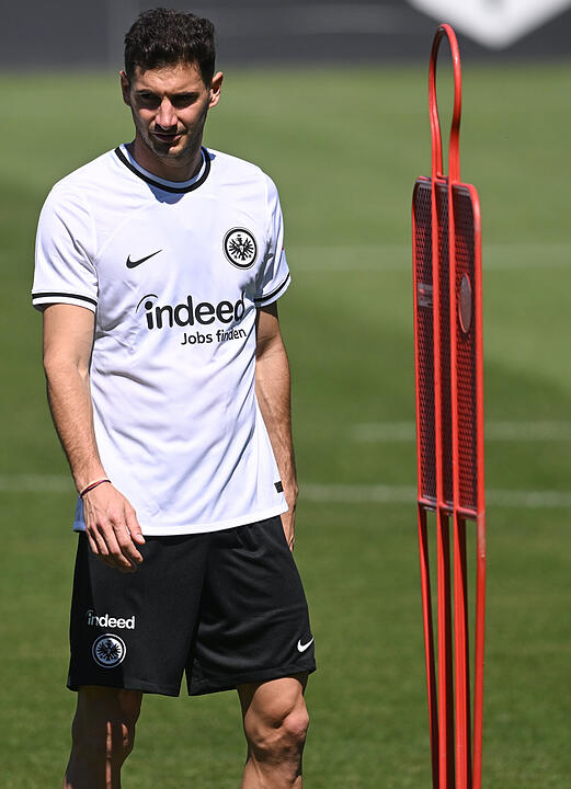 Von Bayer Leverkusen zu Eintracht Frankfurt: Lucas Alario