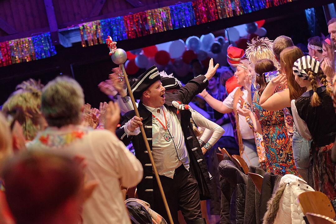 Motto: "Licht aus! Spot an! 70er Disco"