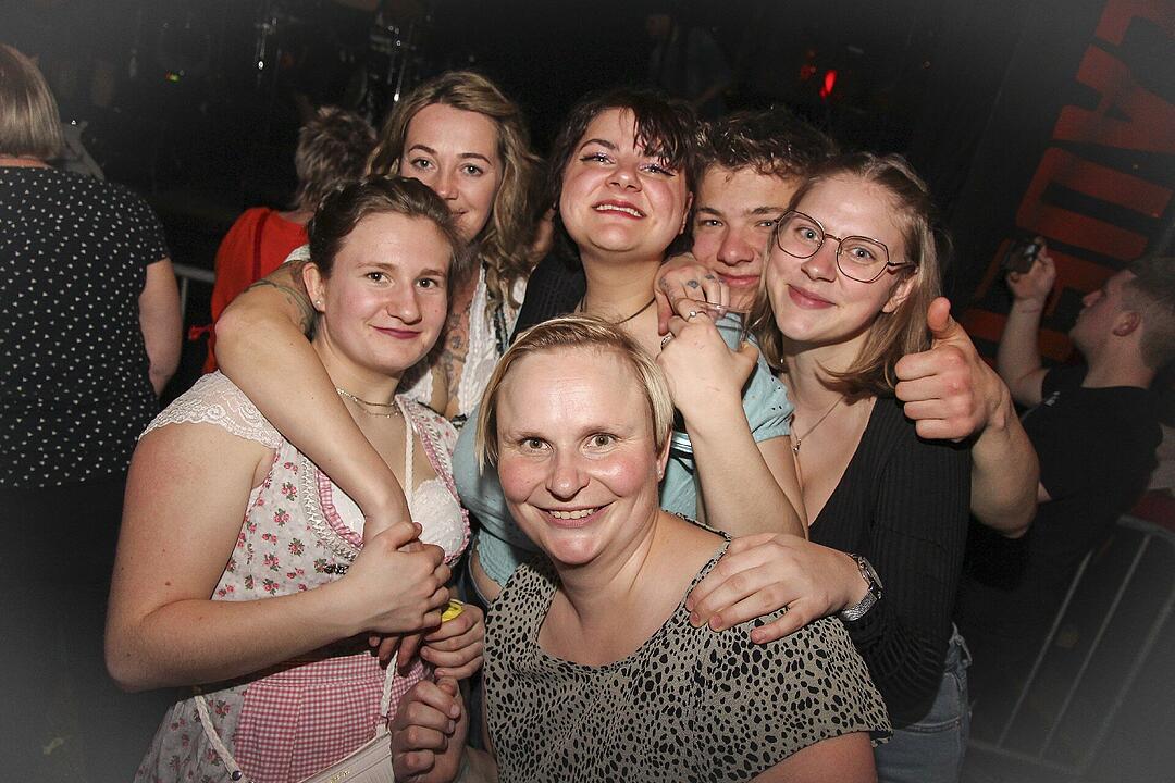 Heavy Volxmusic im Tanzcenter
