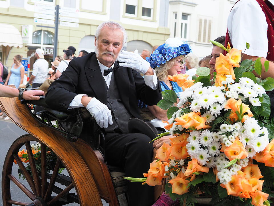 Großer historischer Festzug durch Bad Kissingen!