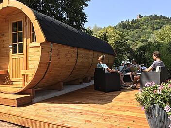 Urlaub im Weinfass ist an der Mosel an vielen Orten möglich.