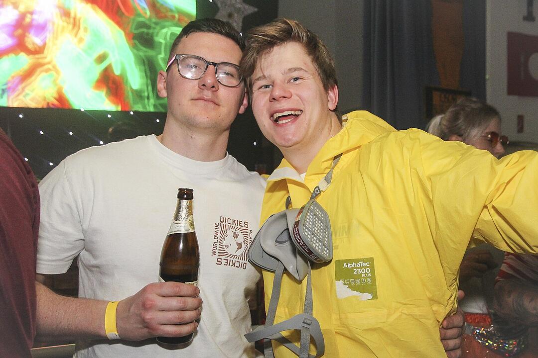 Beste Stimmung beim Kupferberger Blütenfasching!