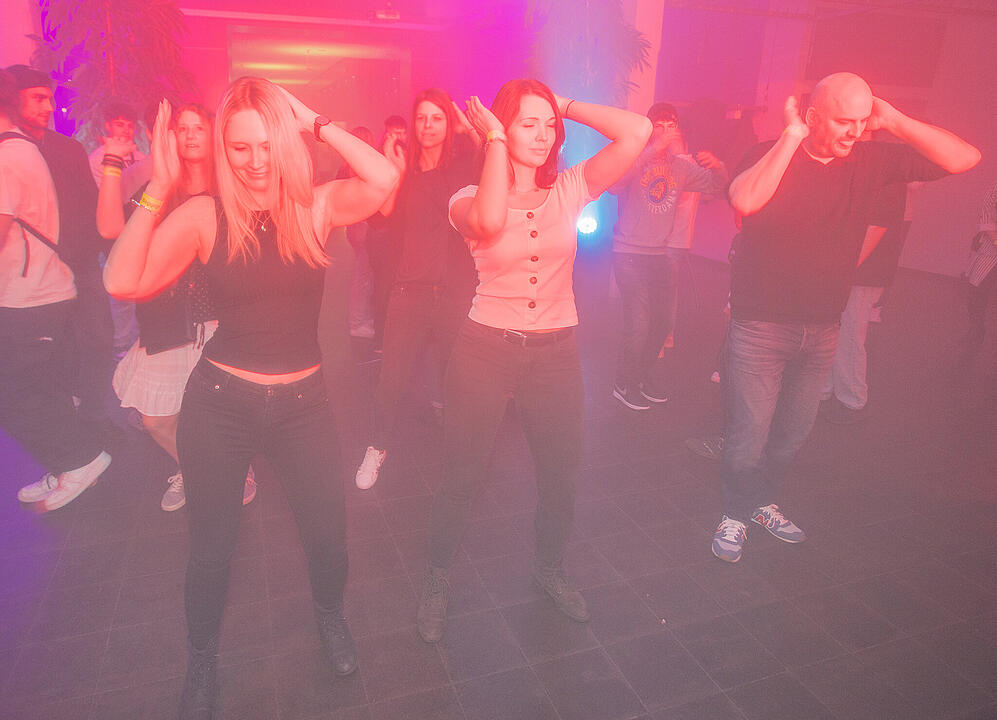 Nach dem einschlagenden Erfolg der ersten Kufa Club Night wurde ausgelassen die 2. Auflage gefeiert.