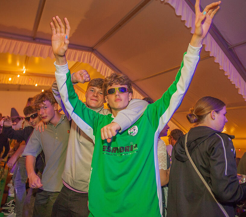 Ausgelassene Stimmung mit rocKing und Tasty 7.