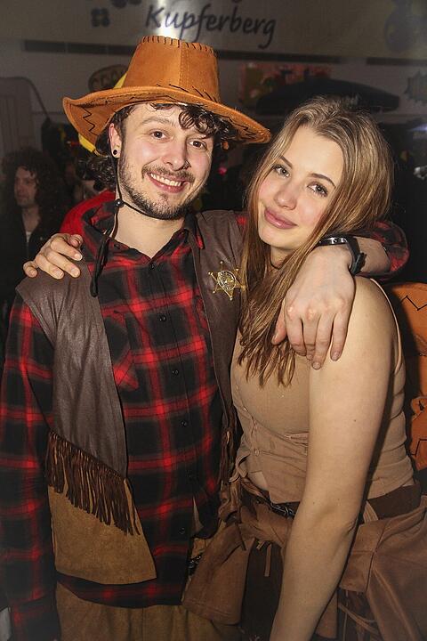 Beste Stimmung beim Kupferberger Blütenfasching!