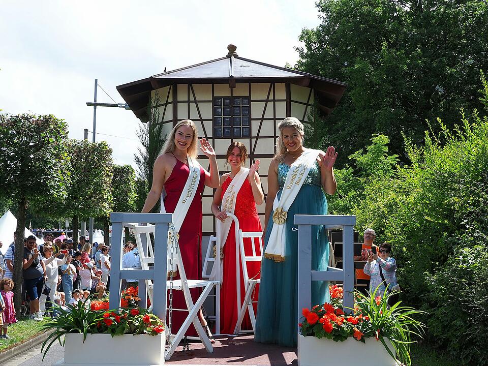 Großer historischer Festzug durch Bad Kissingen!