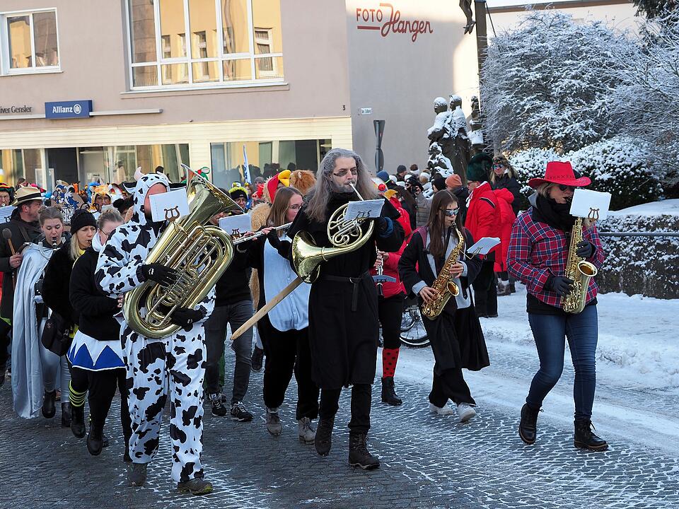 Eine der ersten Faschingsumzüge in der Region