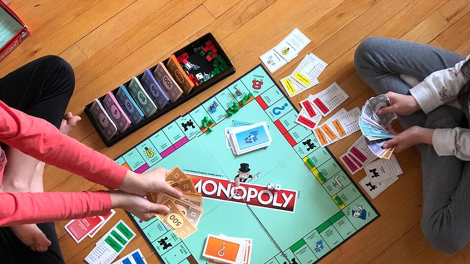 Die besten Brettspiele für Erwachsene: Von Monopoly bis Catan - die zehn beliebtesten Spiele bei Amazon.