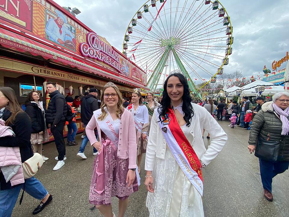 O'zapft is! Das Frühlingsfest am Dutzendteich beginnt