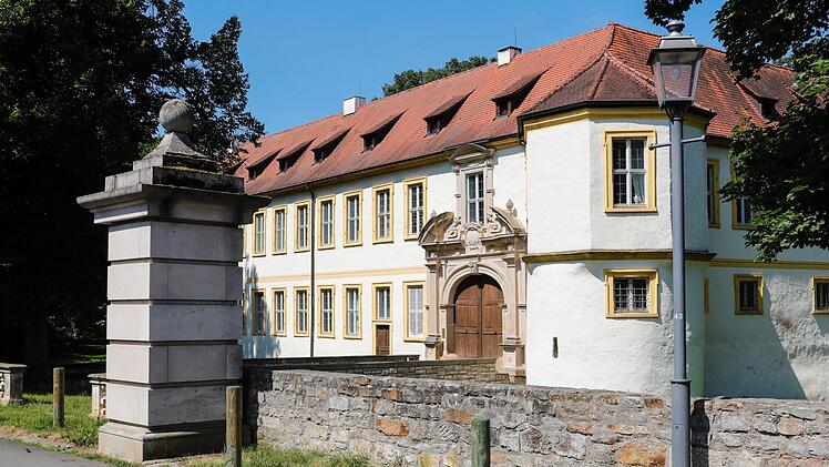 Ein schmuckes Schloss gibt's auch in Wonfurt. Foto: Matthias Hoch