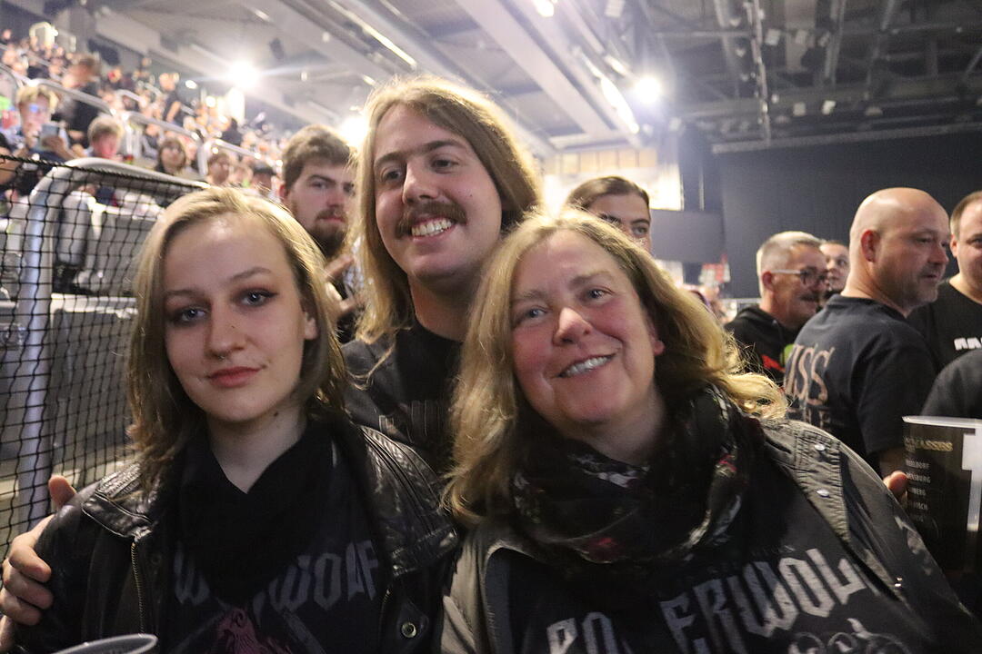 Powerwolf hat die Arena wahrlich zum Kochen gebracht!