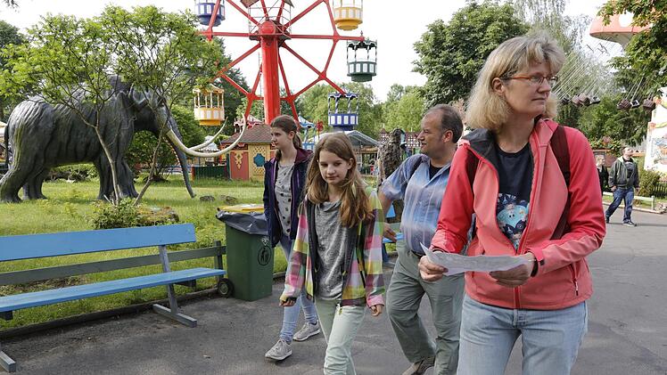 Ute Raab führte ihre Familie zielsicher durch das Freizeitland. Foto: Matthias Hoch