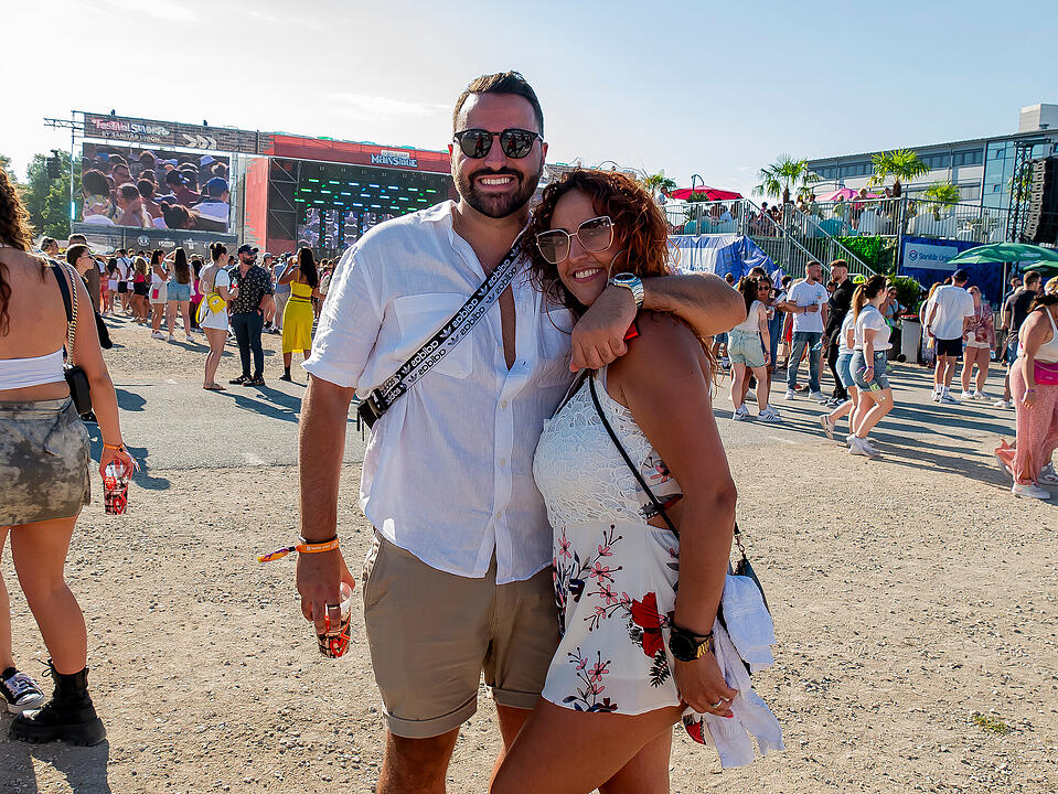 Mit internationalen und nationalen Live-Acts!
