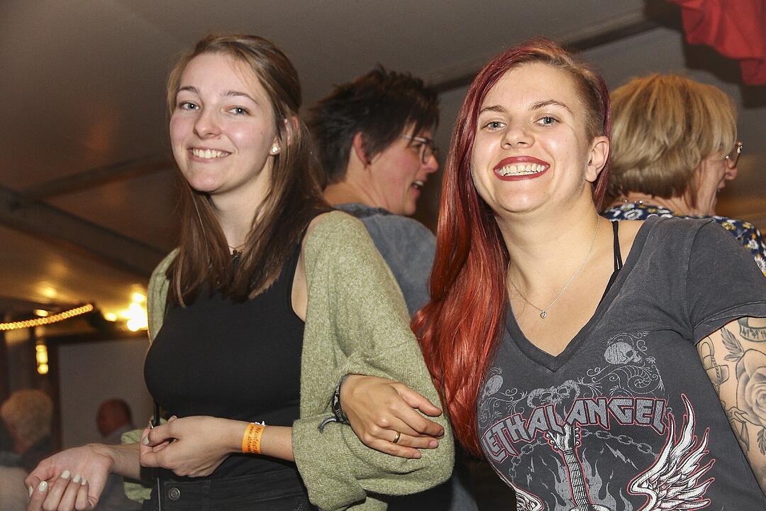 Impressionen von der erstklassigen Stimmung!