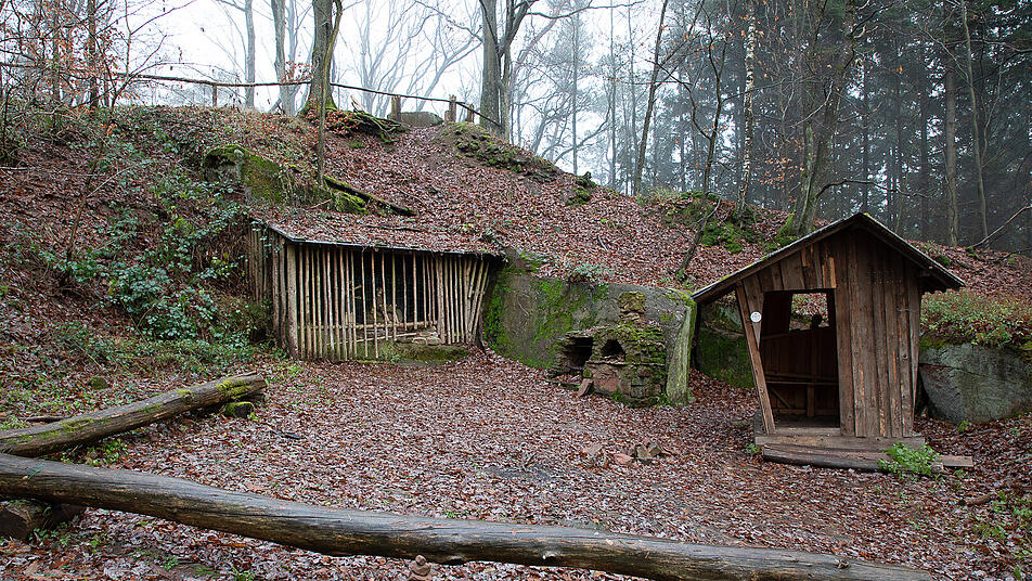 Hänsel und Gretel in ihrem Verließ