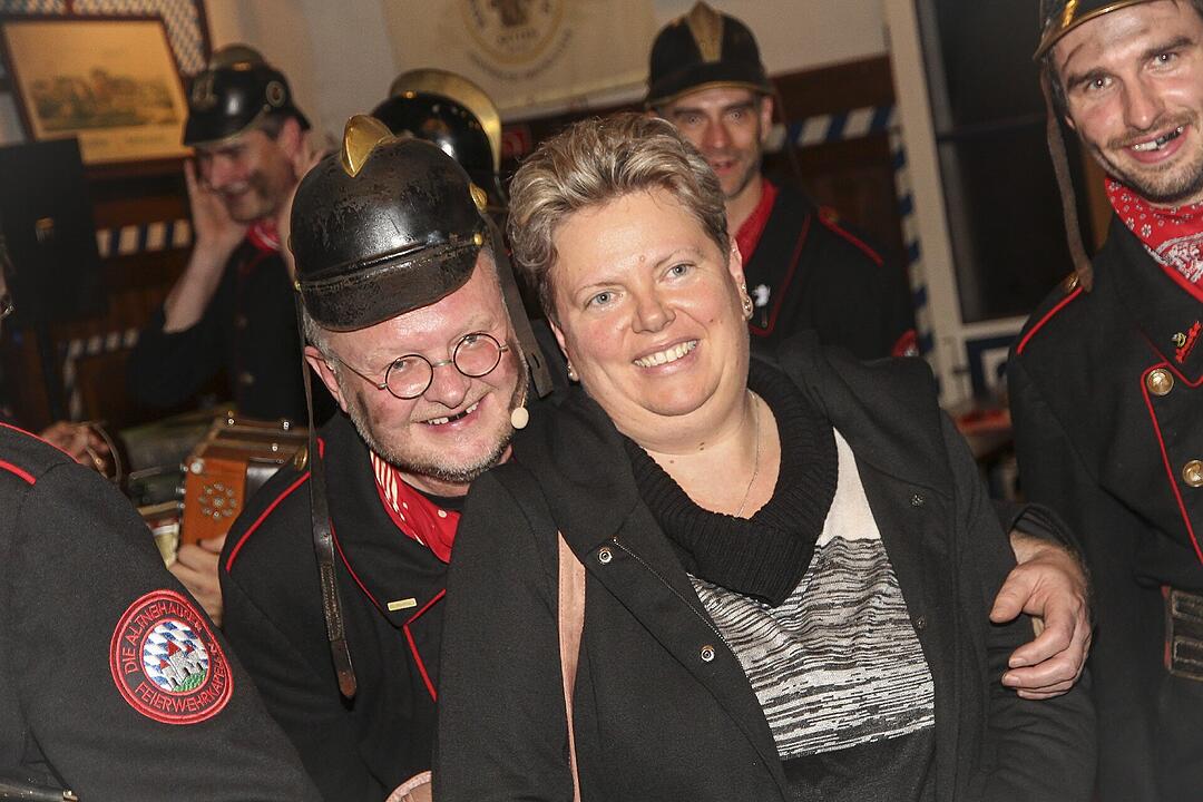 Mit der Altneihauser Feierwehrkapell'n