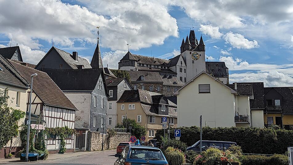 Das Grafenschloss über Diez verleiht der Altstadt ihren besonderen Charme.