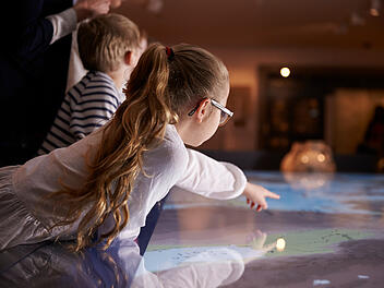 Kinder, Museum, Familie, Ausflug