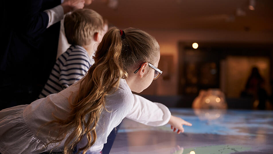Kinder, Museum, Familie, Ausflug