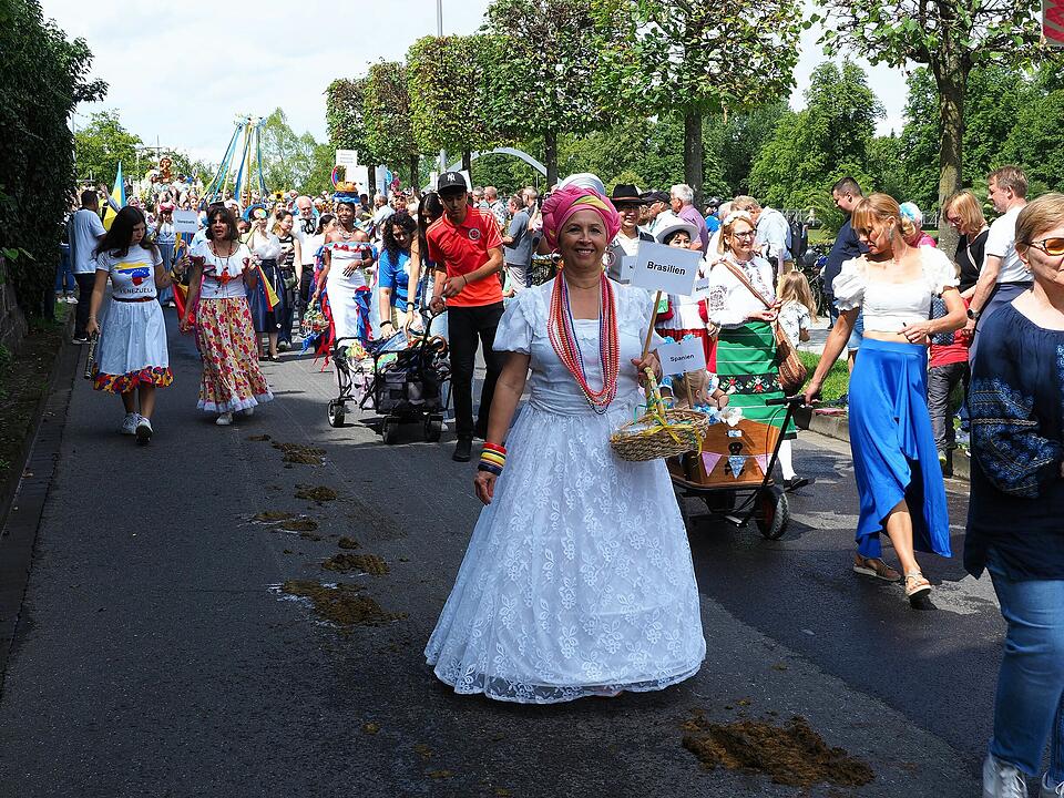 Großer historischer Festzug durch Bad Kissingen!