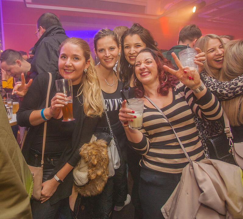 Musikfans und Kneipengänger kamen voll auf ihre Kosten.