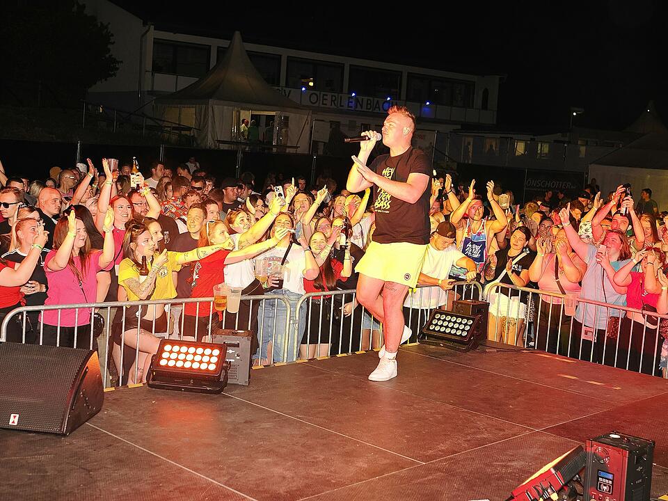 Super Stimmung mit vielen Ballermann-Stars!