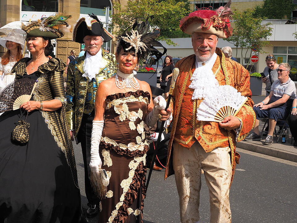 Großer historischer Festzug durch Bad Kissingen!