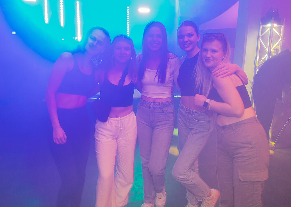 Nach dem einschlagenden Erfolg der ersten Kufa Club Night wurde ausgelassen die 2. Auflage gefeiert.