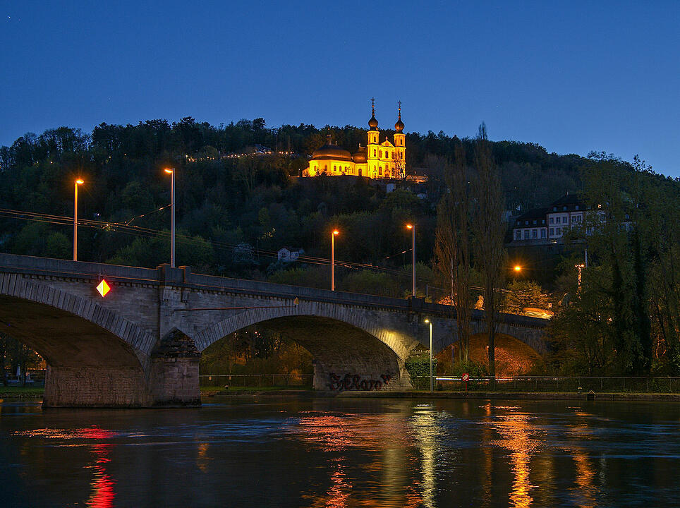 Hoch über Würzburg grüßt das Käppele