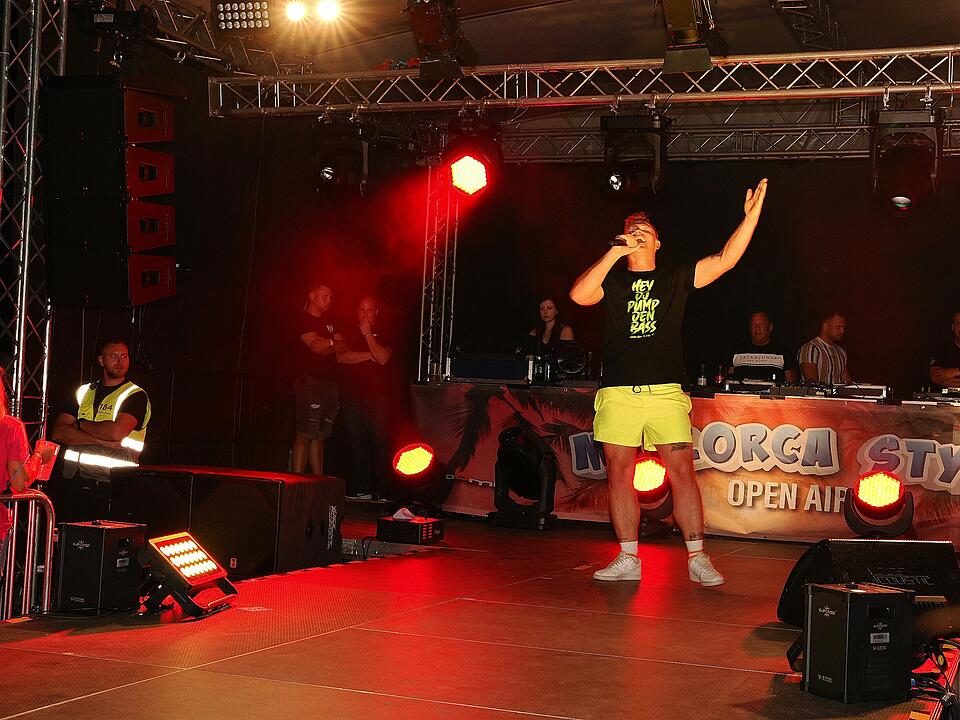 Super Stimmung mit vielen Ballermann-Stars!