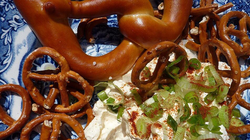 Der Dip aus Rheinhessen ist ein echter Renner. Vor allem bei einer Schorle darf er nicht fehlen.