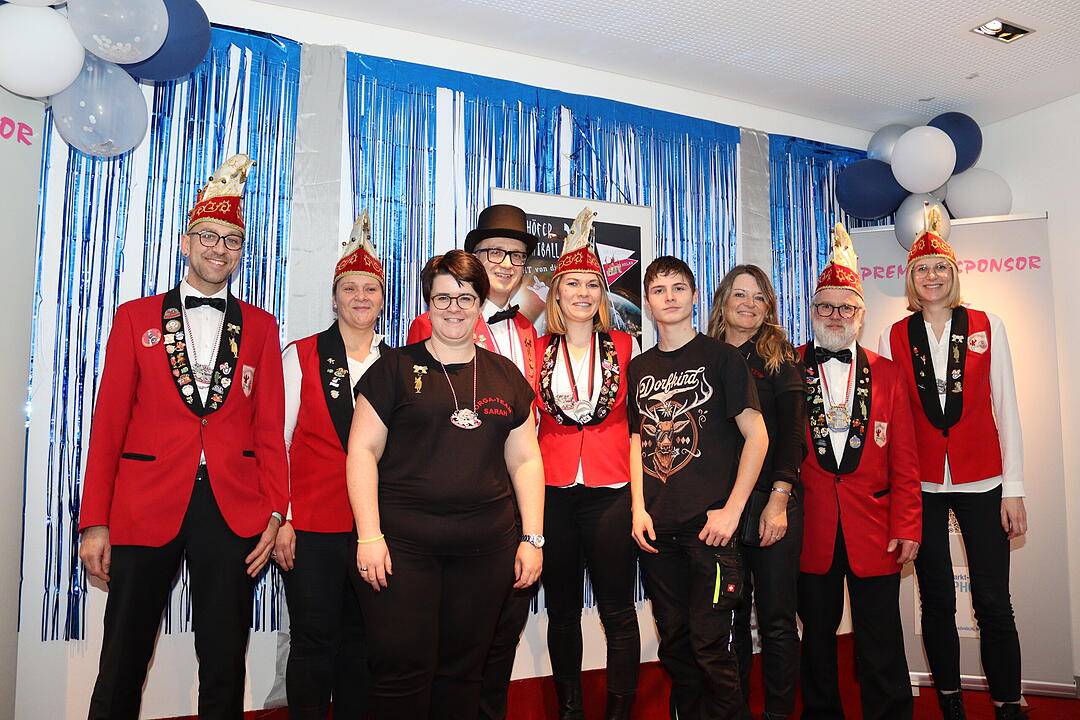 Tanzvorführungen, Comedy und Musik