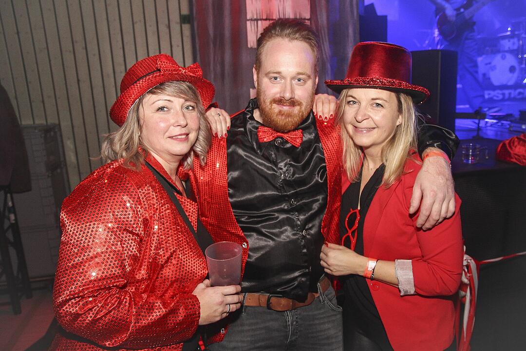 Faschingsparty vom Feinsten in der Stadthalle Stadtsteinach.