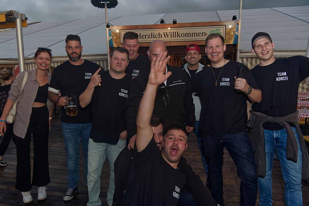Beste Stimmung beim zweitgrößten Volksfest Bayerns