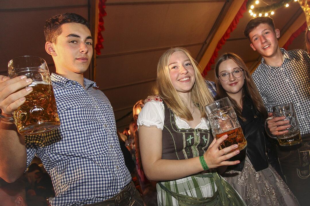 Impressionen von der erstklassigen Stimmung!