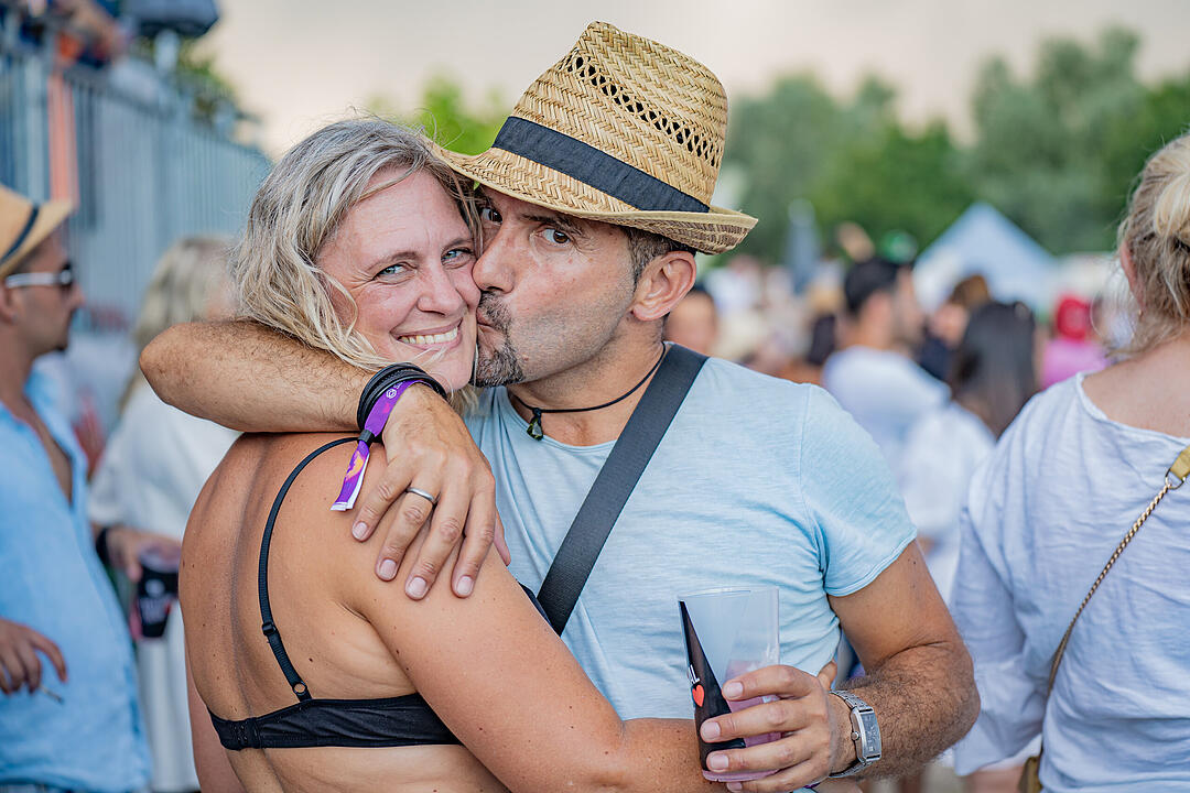 Mit vielen internationalen und nationalen Live-Acts!